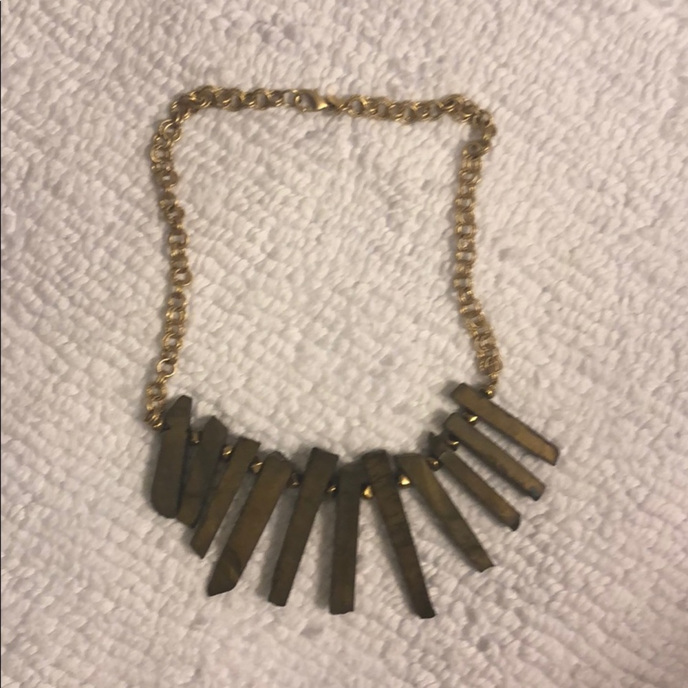 Brand new and never worn Swara necklace